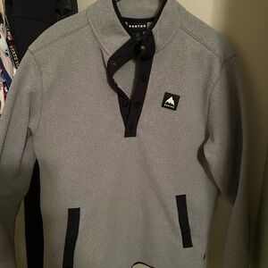 Burton Gray Pullover Shirt